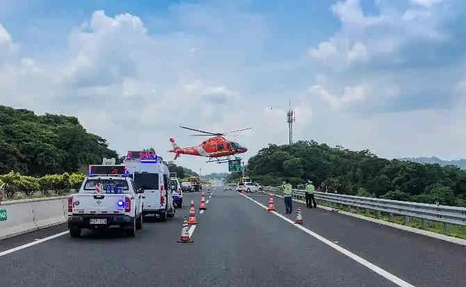 沁水高速公路汽车救援案例