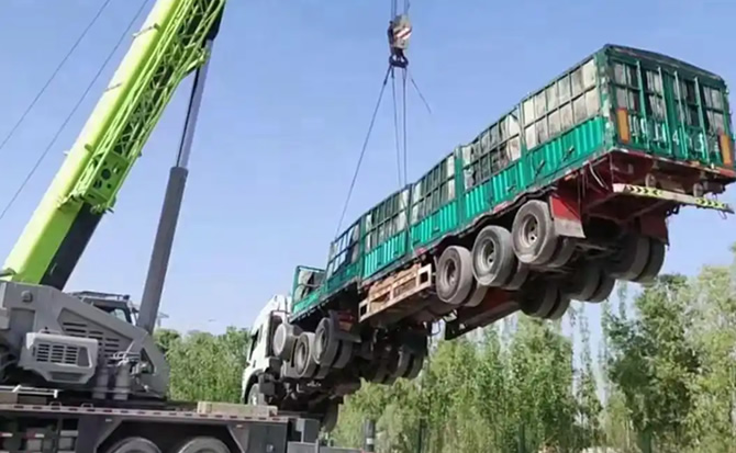 沁水道路脱困救援案例